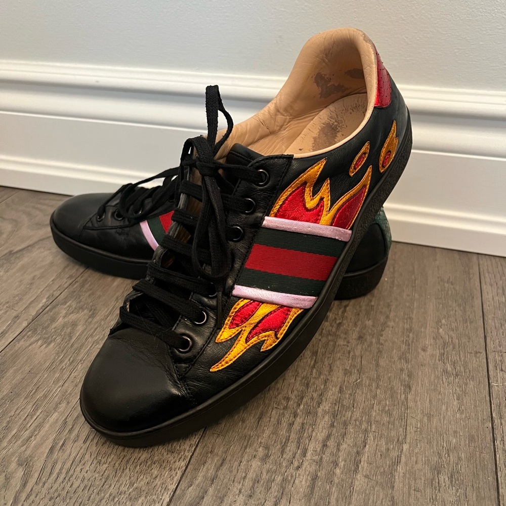 Authentic Gucci Black Leather Ace Sneakers